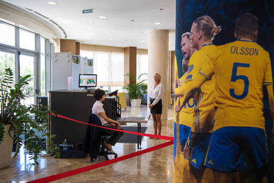 Security screening devices at the Kempinski Hotel