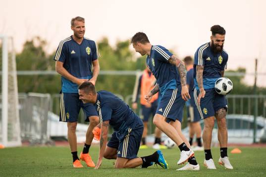 Ola Toivonen, Mikael Lustig, Jimmy Durmaz and Victor
