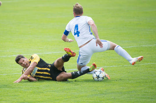 IFK Hässleholms Tommy Filipovic i matchen i division 2
