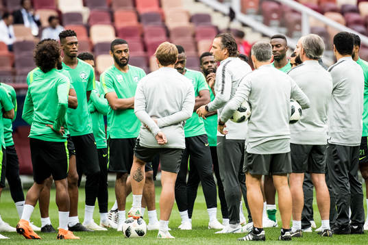 Juan Antonio Pizzi, Head coach of Saudi Arabia talks to the