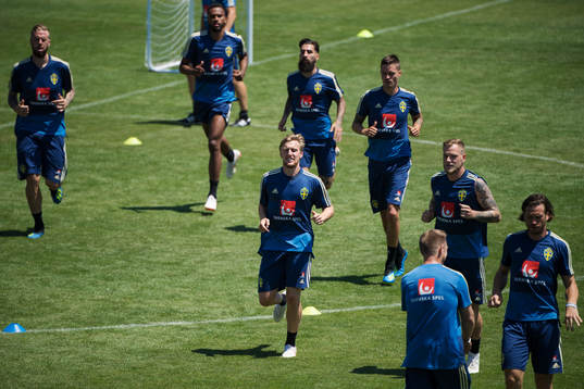 Emil Forsberg and John Guidetti runs together with