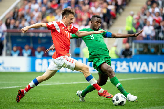 Aleksandr Golovin of Russia and Osama Hawsawi of Saudiarabia