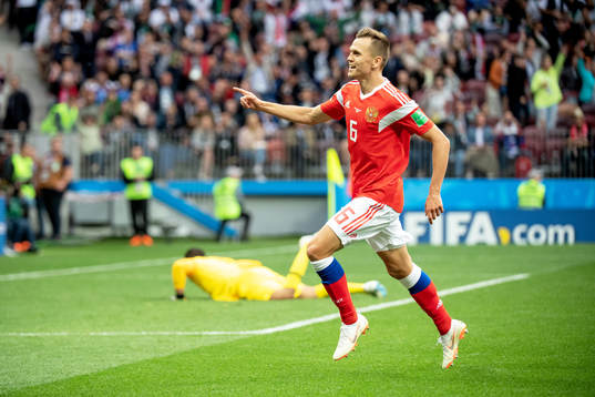 Denis Cheryshev of Russia celebrates