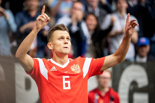 Denis Cheryshev of Russia celebrates