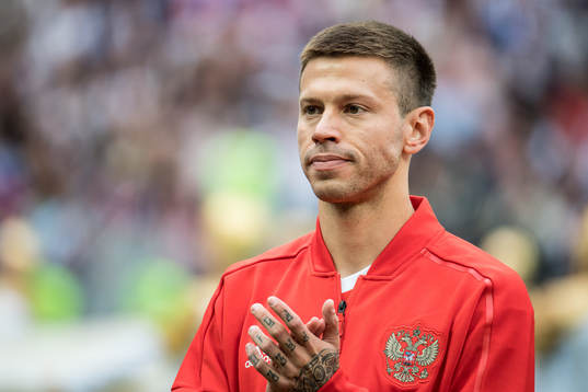Fedor Smolov of Russia prior the FIFA World Cup group stage