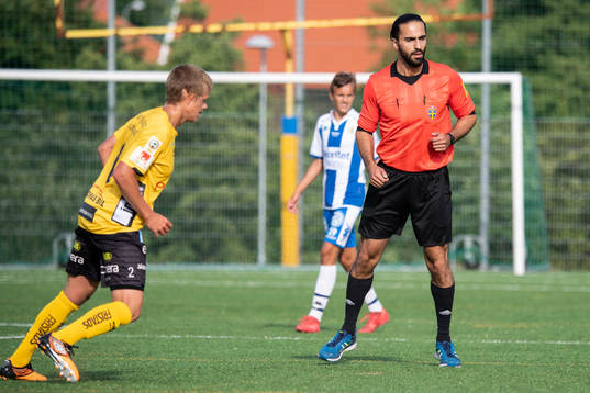 Domare Oguz Acikgöz
