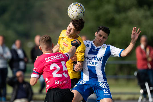 Elfsborgs Endrit Kuttlovci nickar in 0-3