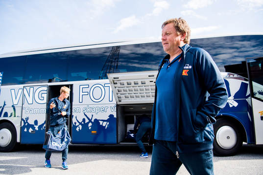 Bjarne Berntsen, head coach of Viking, arrives