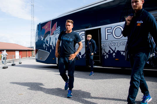 Claes Kronberg of Viking arrives