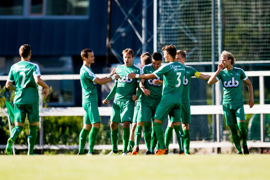 Kristoffer Nesse Stephensen of Nest-Sotra celebrates with