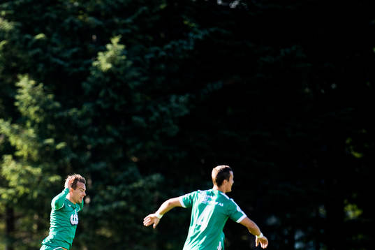 Kristoffer Nesse Stephensen of Nest-Sotra celebrates with