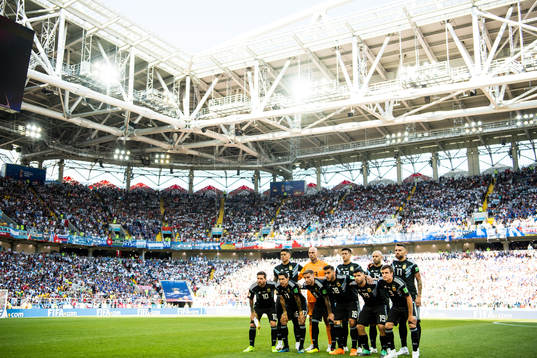 The players of Argentina line up for a team photo prior the