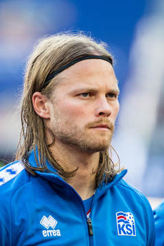 Aron Gunnarsson of Iceland prior the FIFA World Cup group