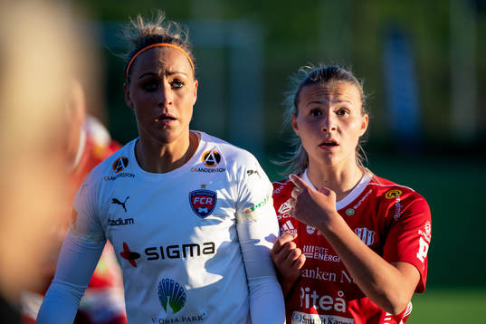 Rosengårds Sanne Troelsgaard Nielsen och Piteås Selina