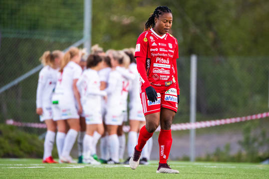 Piteås Faith Ikidi Michael deppar