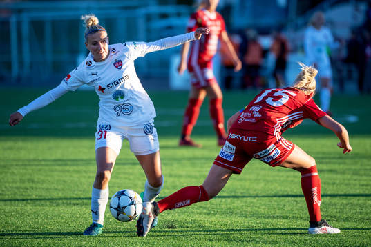 Rosengårds r31+och Piteås Ellen Löfqvist