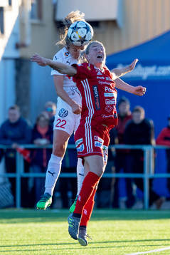Rosengårds Fiona Brown och Piteås Emelie Lövgren