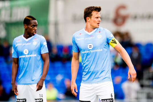 Akinsola Akinyemi and Niels Vorthoren of Sandnes Ulf
