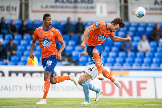 Kaj Ramsteijn of Aalesund scores the 1-1 goal