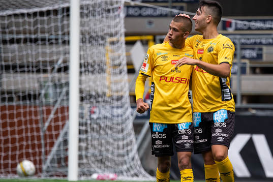 Elfsborgs Danijel Ramadanovic klappas om av Aleksandar