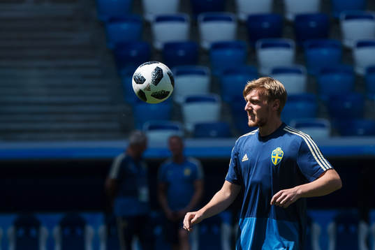 Bläddra bland fler bilder av Football, World Cup 2018, day 4, Sweden, practice