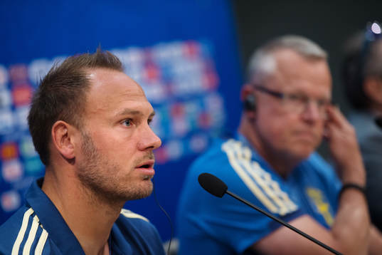 Andreas Granqvist and head coach Janne Andersson of the