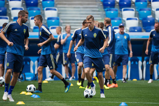 Marcus Rohdén and Viktor Claesson of the Swedish national