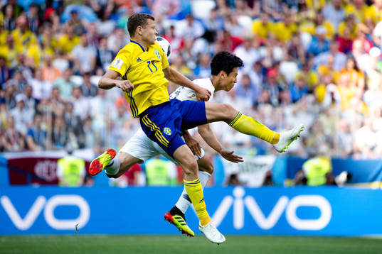 Viktor Claesson of Sweden and Seunghyun Jung of South Korea