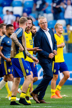 head coach Janne Andersson of Sweden celebrates