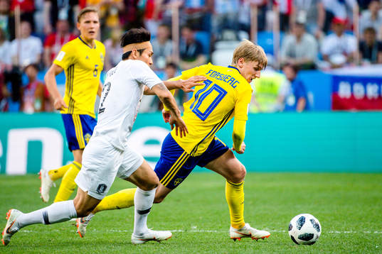 Yong Lee of South Korea and Emil Forsberg of Sweden
