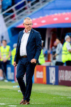 head coach Janne Andersson of Sweden