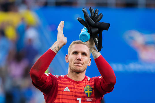 Goalkeeper Robin Olsen of Sweden celebrate