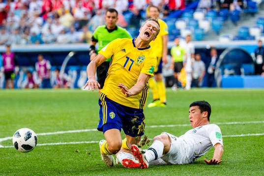 Viktor Claesson of Sweden and Minwoo Kim of South Korea