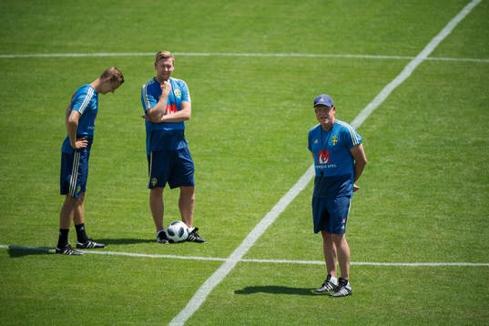Goalkeeper coach Maths Elfvendal, assistant coach Peter