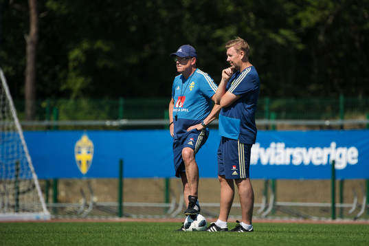Head coach Janne Andersson and assistant coach Peter