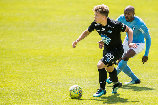 Moldes Tobias Svendsen och Malmö FFs Fouad Bachirou