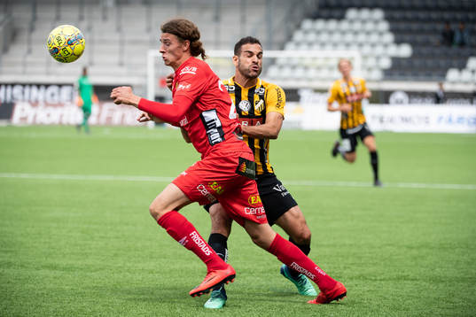 Elfsborgs Christopher Mc Vey och Häckens Mervan Celik