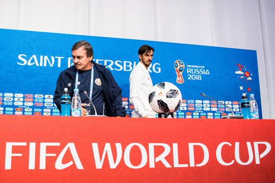 Head coach Oscar Ramirez and Bryan Ruiz of Costa Rica