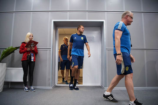 Andreas Granqvist and head coach Janne Andersson of the