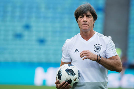 Bläddra bland fler bilder av Football, World Cup 2018, day 9, Germany, practice