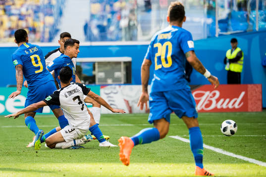 Philippe Coutinho of Brazil scores 1-0