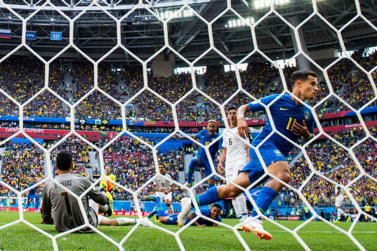 Philippe Coutinho of Brazil celebrates