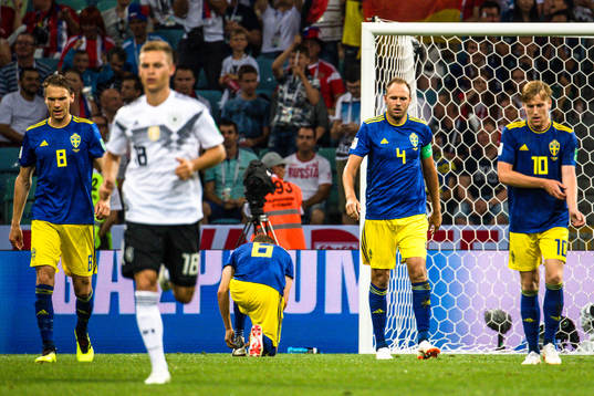 Players of Sweden looks dejected
