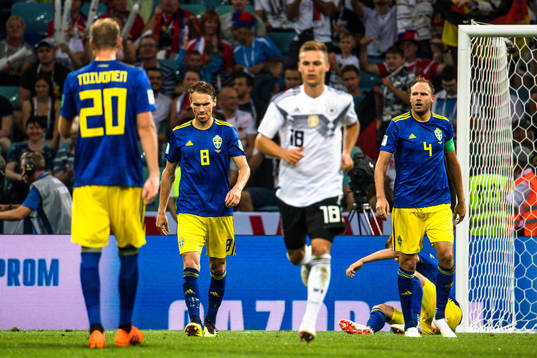 Players of Sweden looks dejected