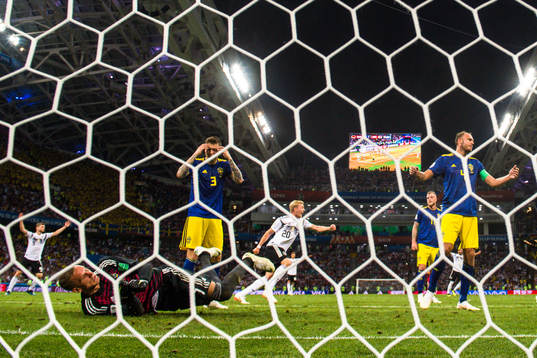 goalkeeper Robin Olsen, Victor Nilsson Lindelöf and