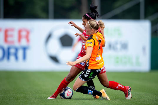 Kristianstads Hanna Sandström och Piteås Madelen Janogy