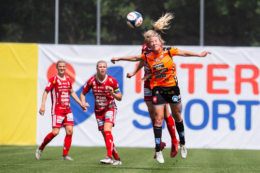 Kristianstads Becky Edwards nickar