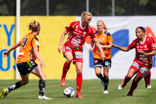 Piteås Julia Karlenäs