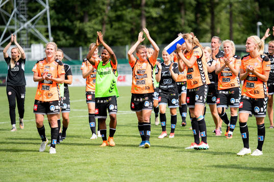 Kristianstads spelare tackar publiken