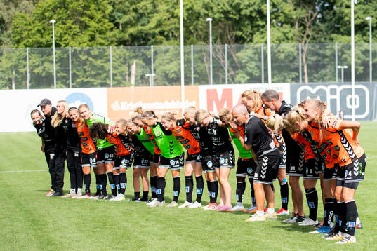 Kristianstads spelare tackar publiken
